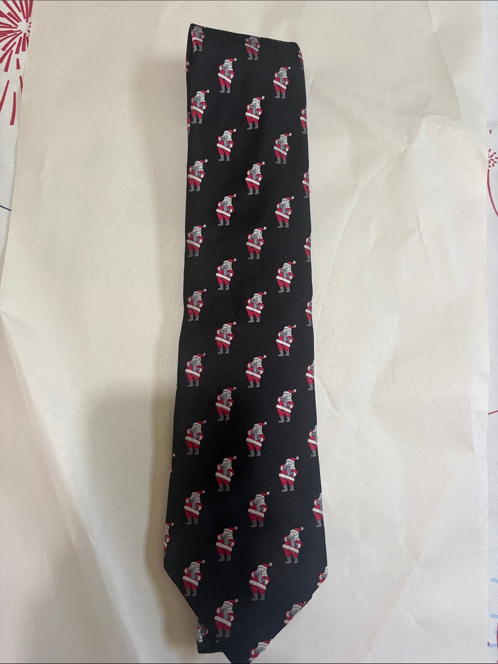 ROUNDTREE AND YORKE SILK CHRISTMAS TIE